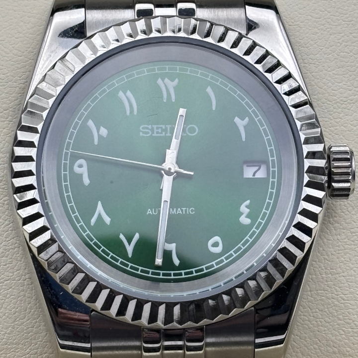 Seiko Arabic Dial Verte avec date