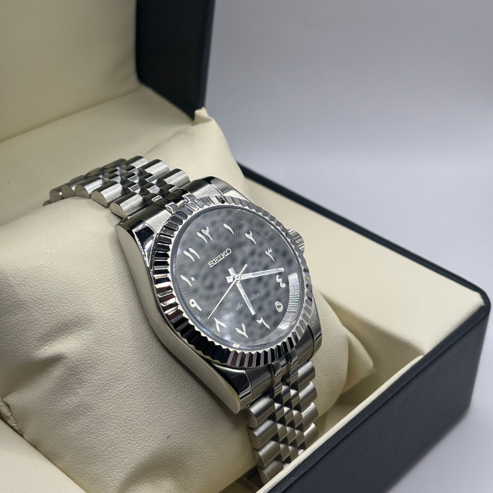 Seiko Arabic Dial Noire