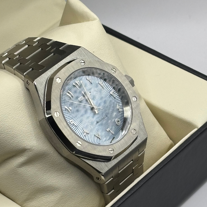 Seiko RoyalOak Arabic Dial Bleu Ciel