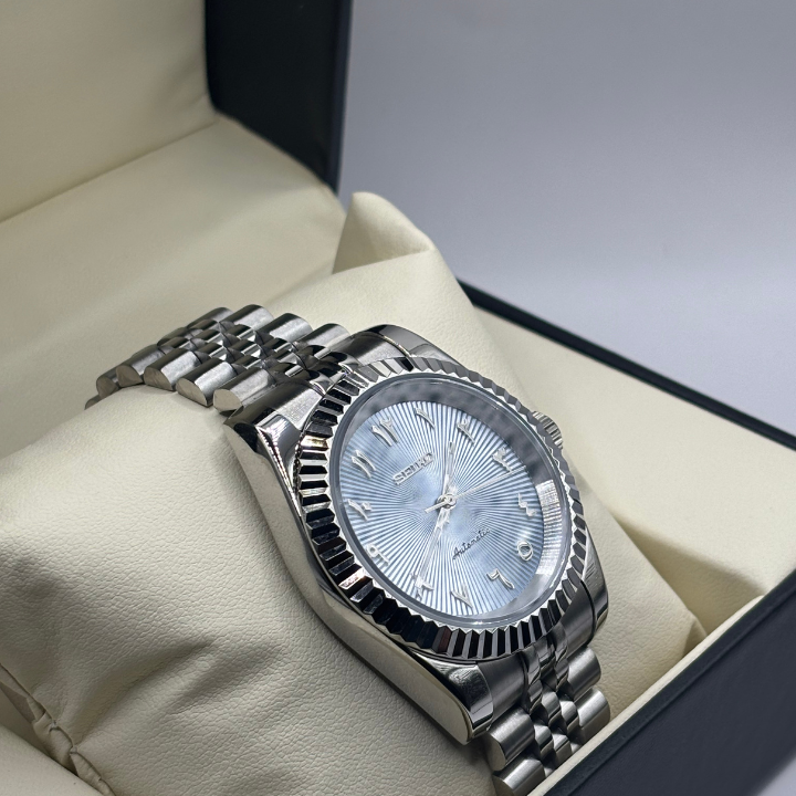 Seiko Arabic Dial Bleu Ciel