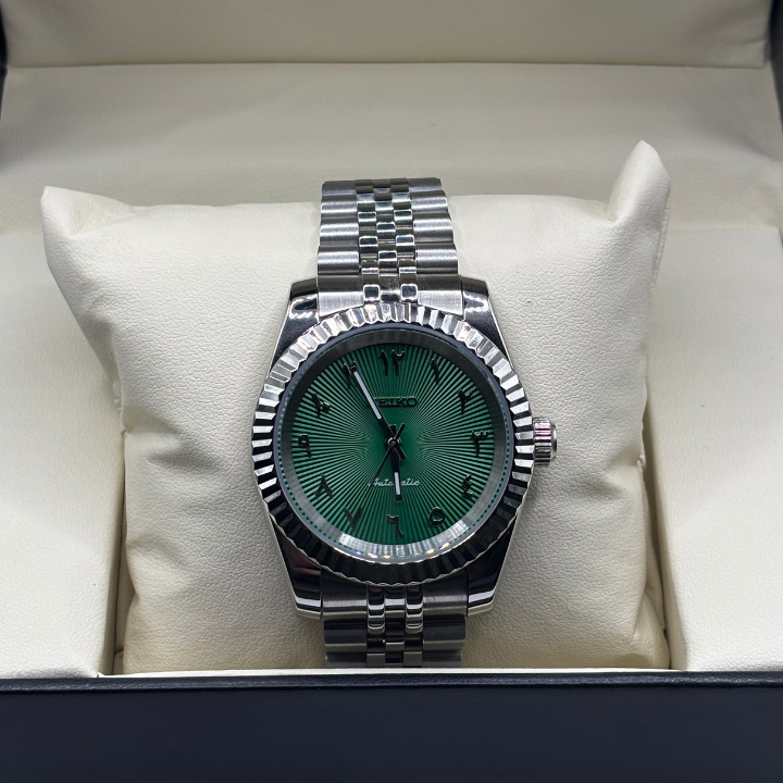 Seiko Arabic Dial Verte